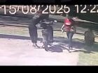 Três mulheres furtam motocicleta estacionada em loja de material de construção em Dourados