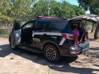 Jovem de 20 anos foi preso pela Polícia Civil no Jardim Tijuca; apreensão incluiu cocaína, maconha e dinheiro trocado
