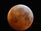 Eclipse lunar total ocorre neste domingo