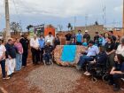 Autoridades descerram a placa da pedra fundamental da construção da nova sede da Associação Supera, em Sidrolândia, que já atende mais de 200 pessoas com deficiência.