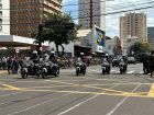 Todas as delegacias da Capital desfilaram na avenida rua 13 de maio em Campo Grande