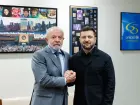 Lula e Zelensky se reúnem em Nova York e defendem diálogo por paz na guerra da Ucrânia.
