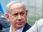 O primeiro-ministro de Israel, Binyamin Netanyahu, visita o local que foi alvo de um atentado terrorista em Jerusalém Oriental 