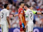 Carvajal foi expulso na estreia do Real Madrid na Champions, contra o Olympique de Marselha 