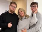 Val Marchiori se interna no Hospital Albert Einstein do Morumbi ao lado dos filhos Eike e Victor. 