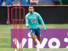 Samuel Lino deve estrear pelo Brasil contra a Bolívia, formando ataque ao lado de Luiz Henrique e Richarlison.