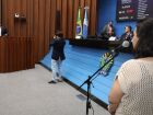 O deputado Pedro Kemp chamou a proposta de PEC da Bandidagem e Gleice Jane compartilhou da indignação