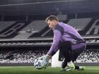 Neto se machucou no jogo contra o São Paulo e ficará até 20 semanas afastado dos gramados.