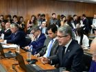 Comissão de Constituição e Justiça do Senado rejeita PEC da Blindagem por unanimidade e encerra tramitação da proposta.