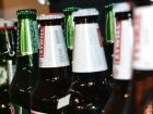 Governo orienta estabelecimentos a reforçarem fiscalização de bebidas alcoólicas após mortes por metanol em SP