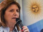 Patricia Bullrich, ministra de Segurança Nacional da Argentina, durante entrevista em que negou pedido para investigar jornalistas.