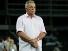 Abel Braga vê Brasil distante do hexa e critica estrangeiro no comando da seleção.