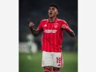 Igor Jesus anota dois gols pelo Nottingham Forest em empate com o Real Betis na Liga Europa.