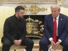 O presidente da Ucrânia, Volodymyr Zelensky com o presidente dos Estados Unidos, Donald Trump.