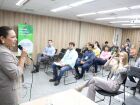 Psicóloga Luzia Patusco durante palestra sobre prevenção ao suicídio na Assembleia Legislativa de MS, como parte da campanha Setembro Amarelo.