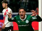 Vitor Roque foi um dos destaques da vitória do Palmeiras sobre o River Plate