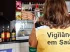 São Paulo apreende 117 garrafas de bebidas suspeitas de conter metanol.
