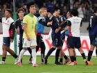 Jogadores do Japão comemoram vitória histórica sobre o Brasil