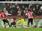 Liverpool perde para o Brentford, a 4ª derrota seguida na Premier League, e cai para o 6º posto