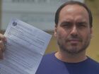 Carlos Bolsonaro registra boletim de ocorrência contra o MTST e cita risco à sua integridade física.
