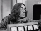 John Lennon desconfiava ter telefone grampeado pelo governo Nixon. 