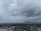 Nuvens sobre o céu de Kingston, capital da Jamaica, em meio à aproximação do furacão Melissa, em 26 de outubro de 2025.