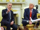 Trump e Carney discutem crise do fentanil, tarifas comerciais e parceria em defesa aérea em Washington