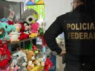 Polícia Federal apreende equipamentos usados em crimes de abuso infantil durante operação nacional.