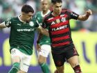 Flamengo e Palmeiras duelam ponto a ponto na reta final do Brasileirão com 61 pontos cada.