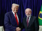 Presidente Lula se reúne com Donald Trump na Malásia para discutir fim do tarifaço contra produtos brasileiros