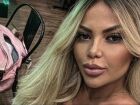 Vanessa Rios, vocalista do Capim com Mel, morre aos 41 anos após luta contra câncer pulmonar.