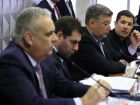 Deputado Alfredo Gaspar durante a CPMI do INSS: relator pediu ligação telefônica a piloto para esclarecer relação entre Conafer e uso de aeronaves