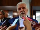 Wagner espera que almoço entre Haddad e Renan destrave dados sobre isenção do IR até R$ 5 mil e libere relatório no Senado.