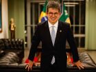 Líder do governo Lula cita Pacheco e Messias para sucessão de Barroso.