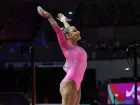 Flávia saraiva durante apresentação no Mundial de Jacarta