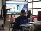 Na Escola Estadual Lúcia Martins Coelho, a tecnologia também está presente em todas as salas de aula