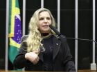 A deputada federal Luizianne Lins (PT-CE) em discurso na Câmara.