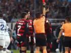 Gonzalo Plata é expulso no jogo contra o Racing