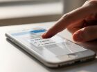 App Notas no iPhone mostra um texto transcrito automaticamente, pronto para ser revisado e compartilhado.