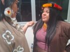A ministra dos Povos Originários, Sônia Guajajara conversa com Maria Auxiliadora Bezerra
