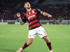 Flamengo vence o Bragantino no Maracanã e se mantém firme na disputa pelo título do Brasileirão 2025.