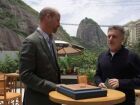 Em sua visita ao Rio de Janeiro, o Príncipe William esteve com Luciano Huck de quem recebeu um presente especial 