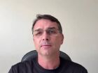 Senador Flávio Bolsonaro afirma que prisão de Jair Bolsonaro é ato de perseguição política