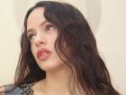 Após lançar novo disco, 'Lux', cantora Rosalía virá ao Brasil 