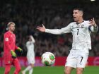 Cristiano Ronaldo foi expulso em partida contra a Irlanda pelas Eliminatórias da Copa