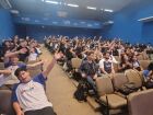 Mais de 300 estudantes participaram do aulão preparatório para o Enem no Teatro do Elite Mace, em Campo Grande