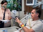 Bolsonaro permanece internado no Hospital DF Star para observação médica após procedimentos realizados nos últimos dias.