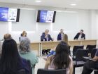 Curso de atualização do Cejusc-Saúde reúne conciliadores e mediadores para capacitação em resolução de conflitos.