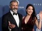 Mel Gibson e Rosalind Ross.