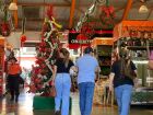 Corredores do Mercado Municipal, o tradicional Mercadão, ganham ritmo intenso com a chegada do Natal.